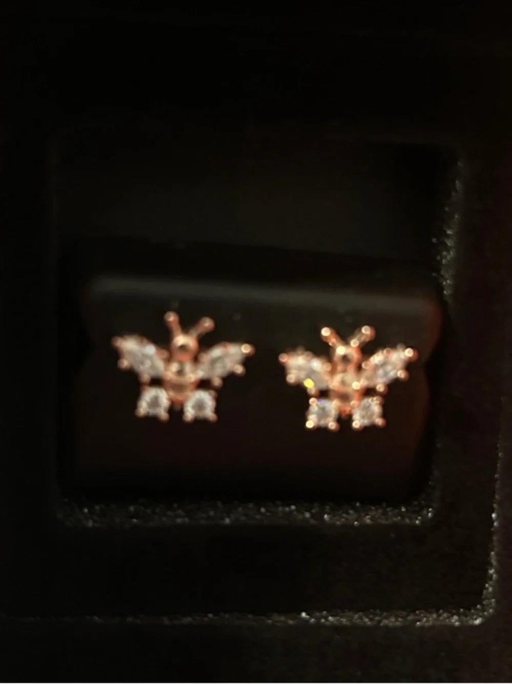 AXNT two carat